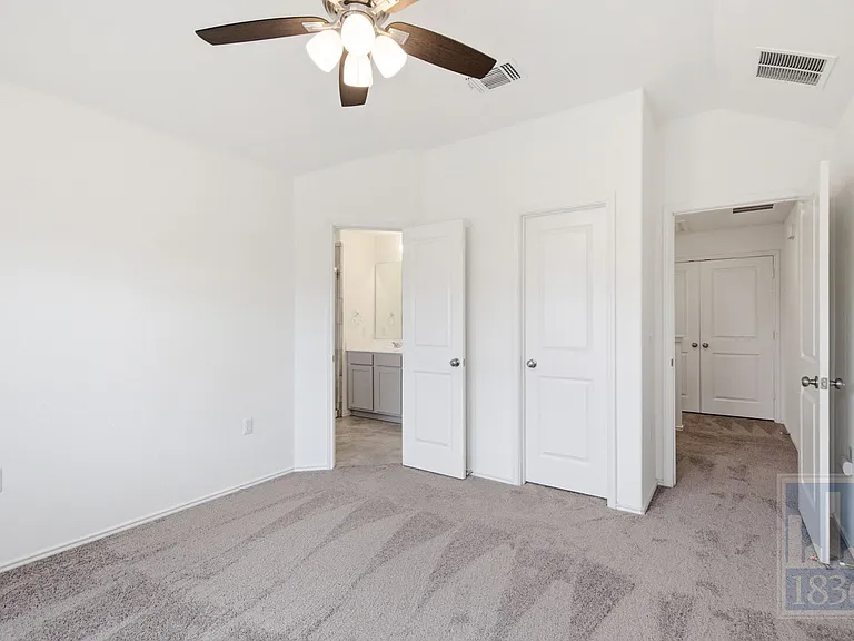 15213 Spruce Frost Cv #A — Photo 17