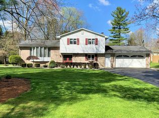 3215 Lexington Dr, New Castle, PA