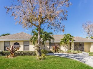 13977 Geranium Pl, Wellington, FL 33414