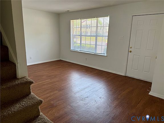 3rd image of 1902 Cosby St