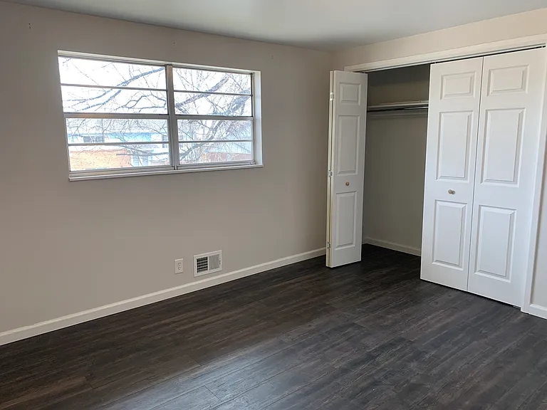 11509 Ogden St — Photo 12