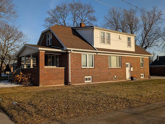 4th image of 331 Thompson St