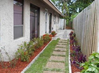 7426 SW 14th Pl, North Lauderdale, FL 33068