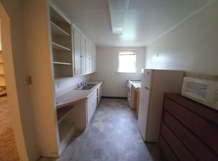 $900 - 1 Bedroom 1 Bath Triplex - Less than 1 Mile to South Dakota School of Mines!, Rapid City, SD 57701