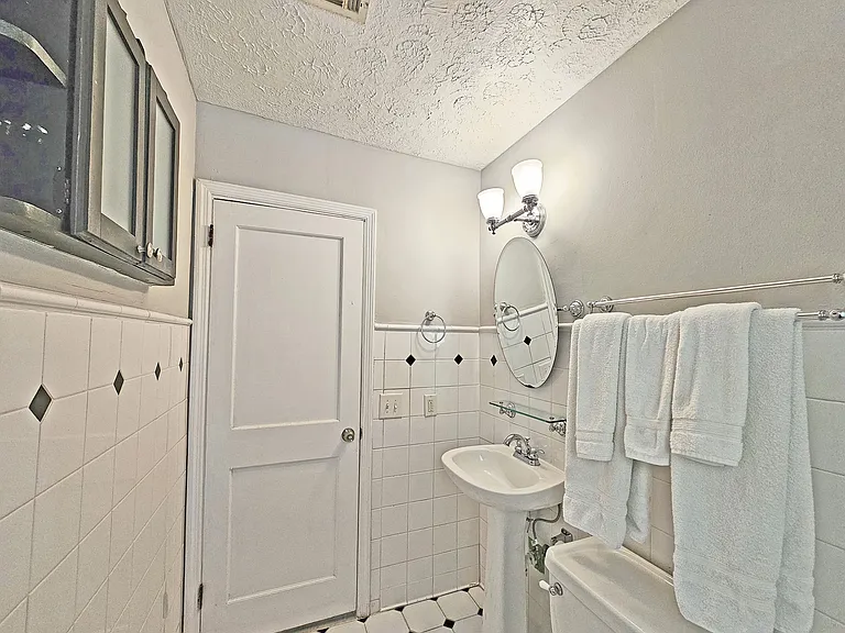 479 Stovall St SE — Photo 20