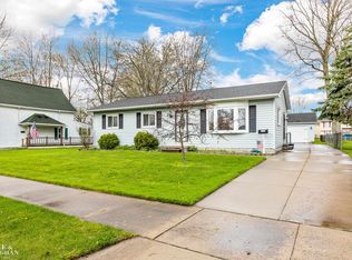 850 Metropolis St, Marine City, MI