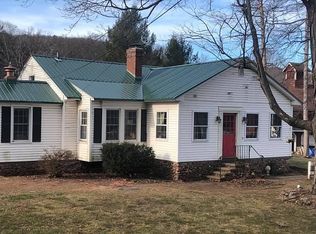 828 Bethany Mountain Rd, Cheshire, CT 06410