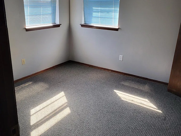 7907 S McKinley Ave — Photo 16