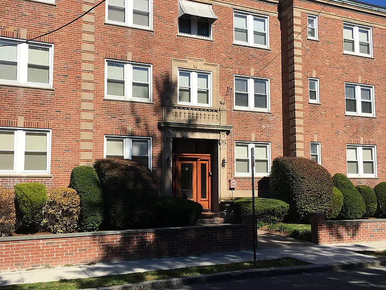 20 Kemper St #1B — Photo 10