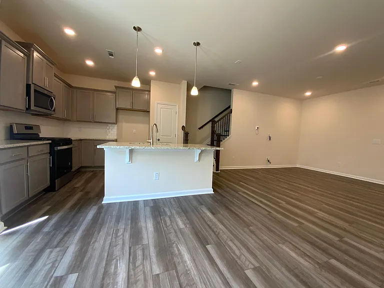 4015 Beckton Trl — Photo 13