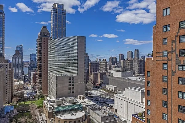 Rented by Corcoran | media 1