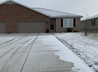 510 S 8th Ave, Haubstadt, IN 47639