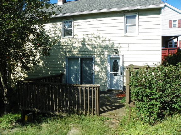 2nd image of 505 Southwest Ave