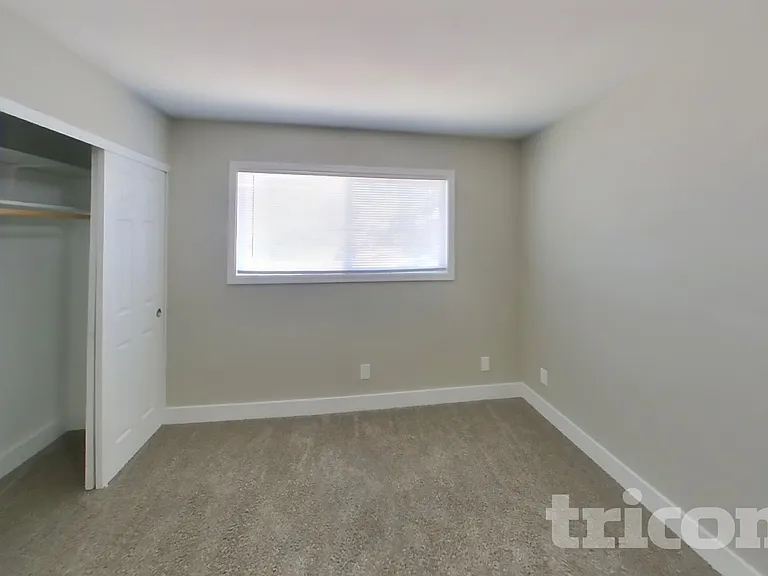 4820 W Hayward Ave — Photo 12