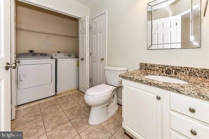12010 Ridge Knoll Dr #4 — Photo 24
