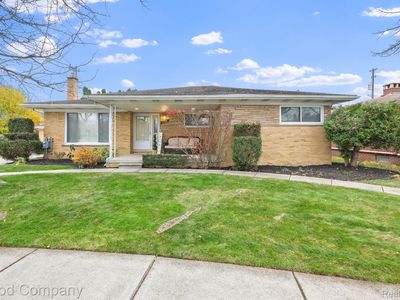 14510 Sherwood St, Oak Park, MI, 48237