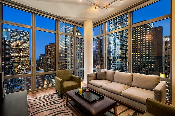 Sold by SERHANT. | media 9