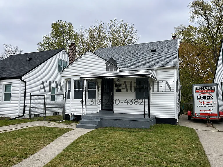19440 Rutherford St — Photo 11
