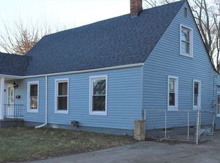 22155 Cyman Ave, Warren, MI 48091