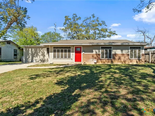 359 Tomrob Dr, San Antonio, TX 78220