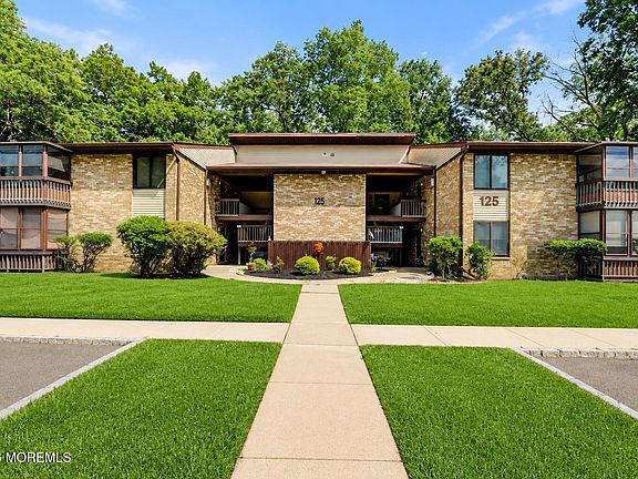 2nd image of 125 Amberly Drive #F