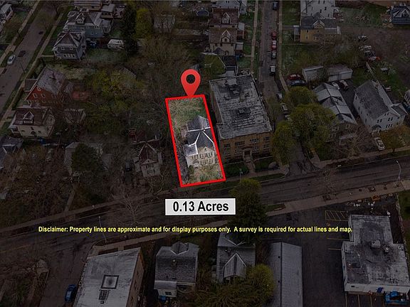 3rd image of 829 Merchants Rd