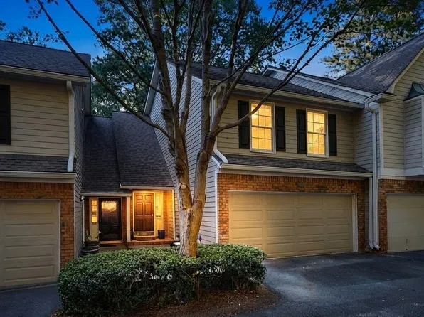 2890 Woodruff Dr SE, Smyrna, GA 30080