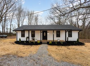 3910 Old Coopertown Rd, Springfield, TN 37172