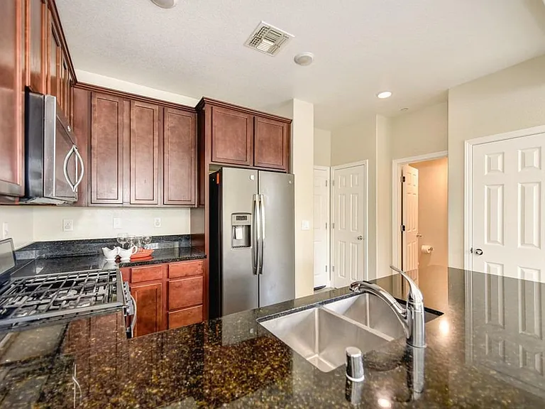 3967 Streamline St — Photo 6