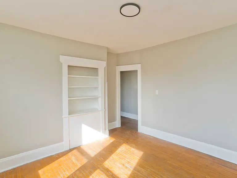 201 Dickinson St #6 — Photo 4