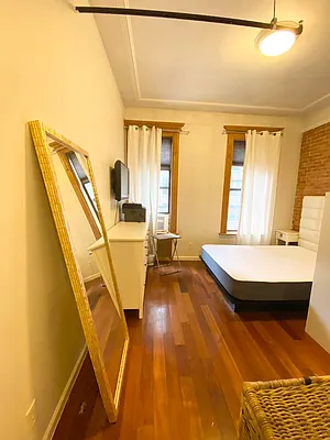 Rented by Oxford Property Group | media 2