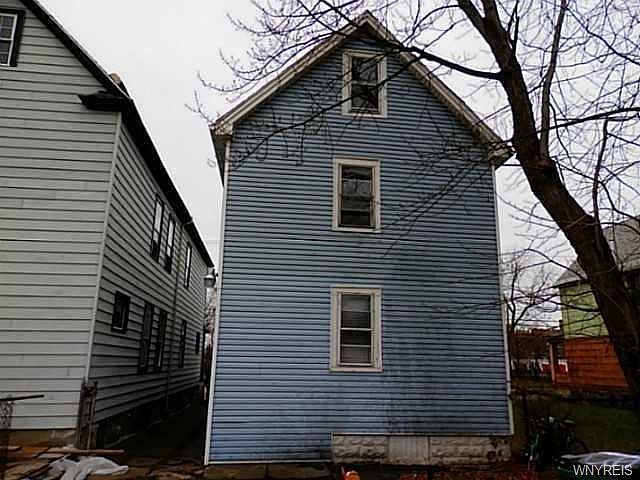 2nd image of 117 Ivy St