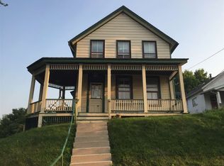 1607 E 12th St, Davenport, IA 52803