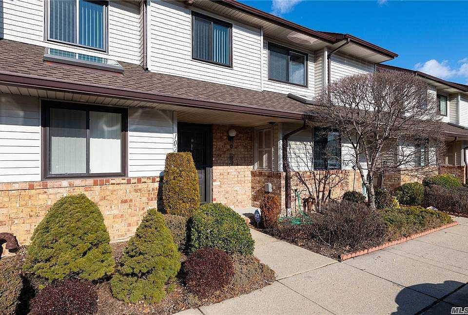 1st image of 102 Cottonwood Ct #102