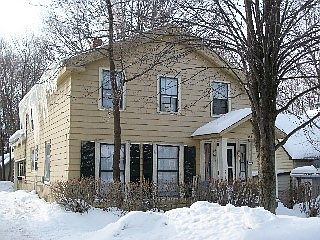 1st image of 208 E 8th St