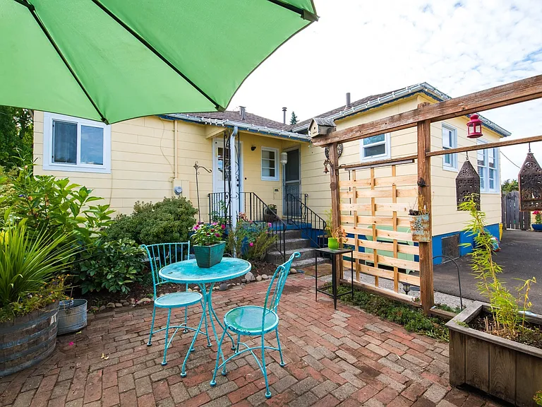 5035 NE Sumner St — Photo 4