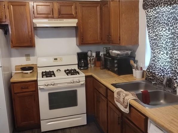 335 Chase Woods Cir, Jonesboro, GA 30236