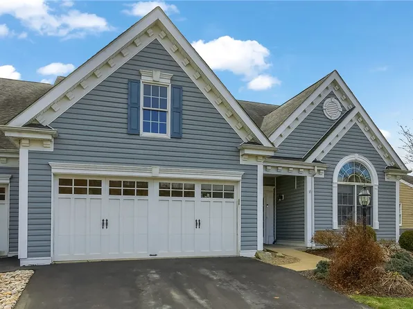 236 Estates Dr, Gibsonia, PA 15044