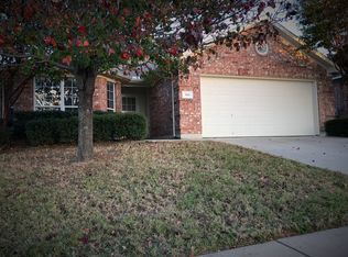 300 Goldeneye Ln, Fort Worth, TX 76120