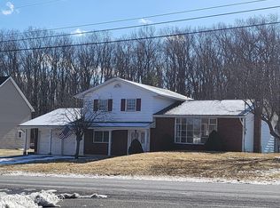 499 Slate Belt Blvd, Roseto, PA 18013