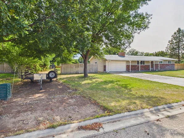 9111 W Teakwood Dr, Boise, ID 83709