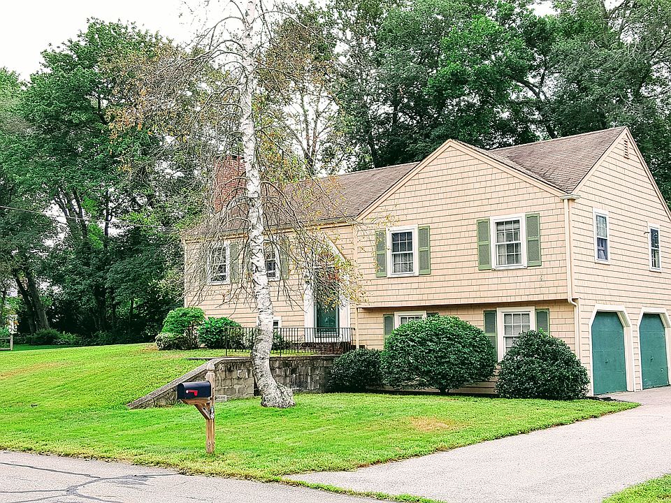 1st image of 13 Everett Dr