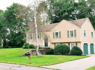 13 Everett Dr, Newburyport, MA 01950