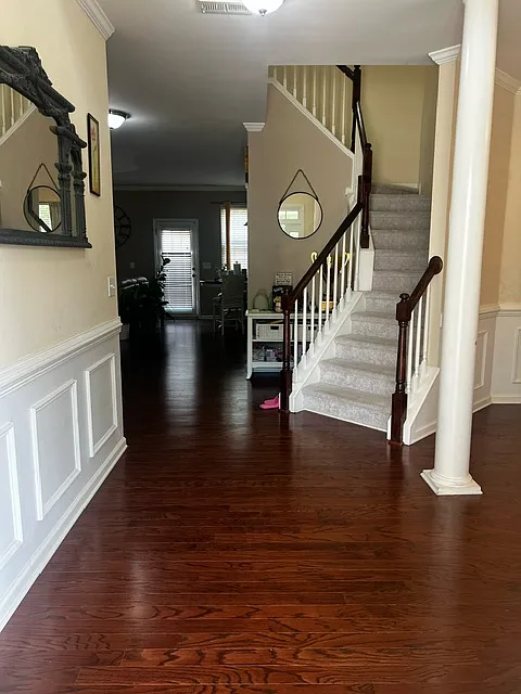 5 bed, 3060 sqft, $2,999 — Photo 3