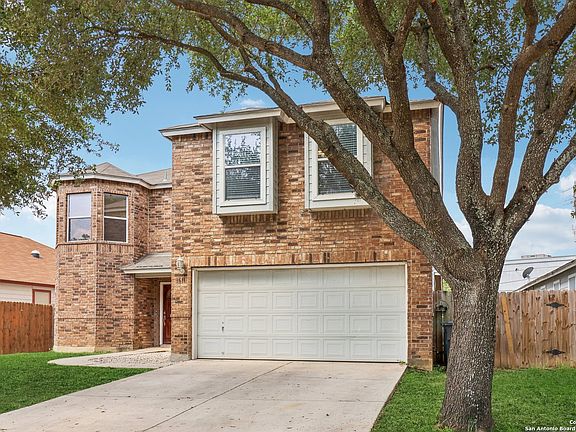 2nd image of 8611 Woods End Dr