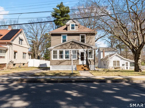 30 Oakwood Street, East Hartford, CT 06108