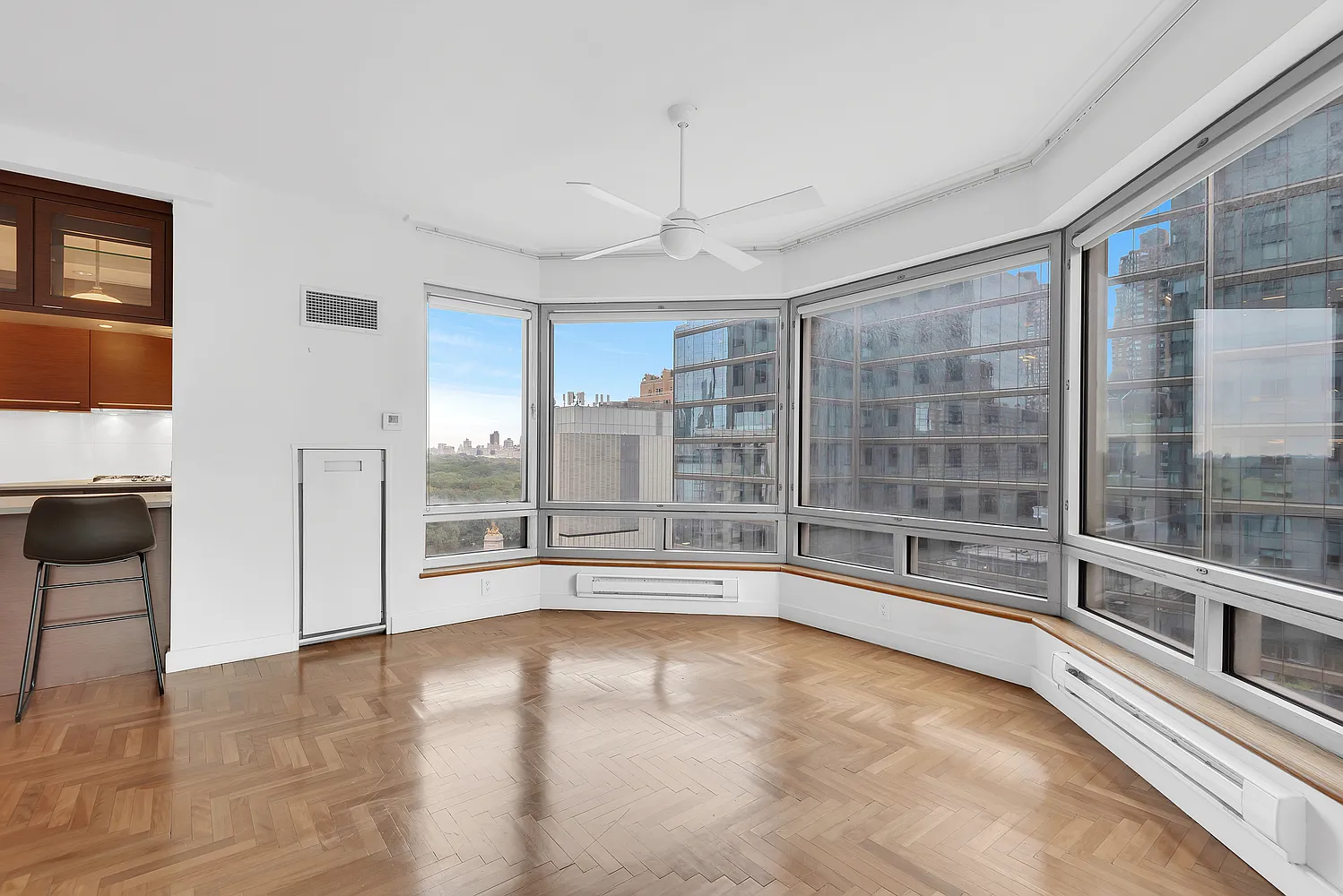 301 West 57th Street — Photo 1