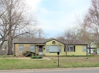 403 Emery St, Mulvane, KS 67110