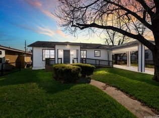 2436 W Woodlawn Ave, San Antonio, TX 78228