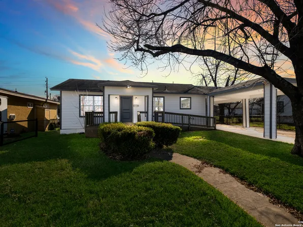 2436 W Woodlawn Ave, San Antonio, TX 78228